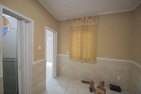 Casa para alugar com 200m², 2 quartos e 2 vagasSuíte 1