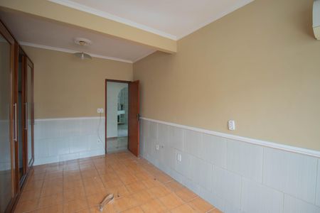 Casa para alugar com 200m², 2 quartos e 2 vagasQuarto 1