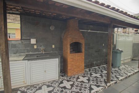 Casa para alugar com 200m², 2 quartos e 2 vagasChurrasqueira