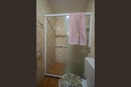 Casa para alugar com 200m², 2 quartos e 2 vagasBanheiro