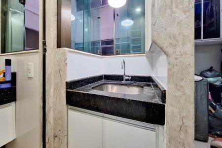 Apartamento à venda com 110m², 3 quartos e 1 vagaÁrea de Serviço