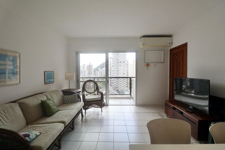 Apartamento para alugar com 110m², 3 quartos e 2 vagasSala