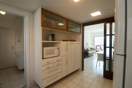 Apartamento para alugar com 110m², 3 quartos e 2 vagasCozinha