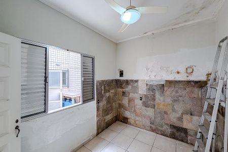 Casa à venda com 200m², 3 quartos e 2 vagas Casa à venda com 200m², 3 quartos e 2 vagasQuarto de Serviço