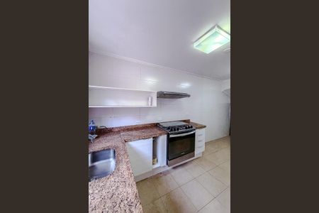 Casa à venda com 200m², 3 quartos e 2 vagas Casa à venda com 200m², 3 quartos e 2 vagasCozinha