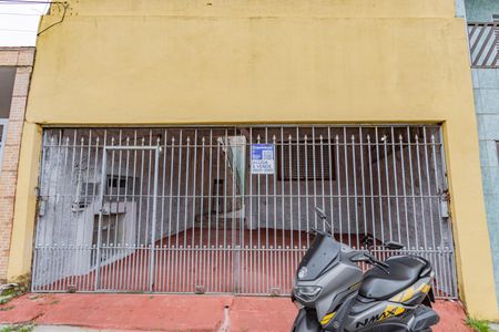 Casa para alugar com 70m², 1 quarto e 1 vaga Casa para alugar com 70m², 1 quarto e 1 vagaFachada