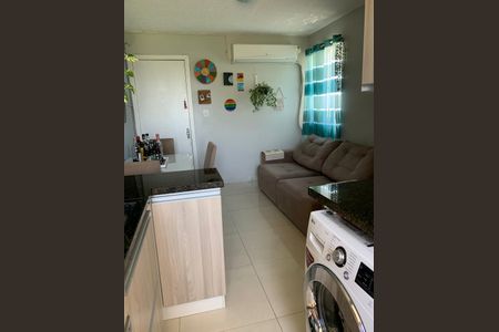 Sala de casa para alugar com 2 quartos, 70m² em Sacoma, São Paulo