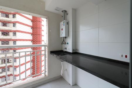 Apartamento para alugar com 55m², 2 quartos e 1 vagaÁrea de Serviço e Varanda