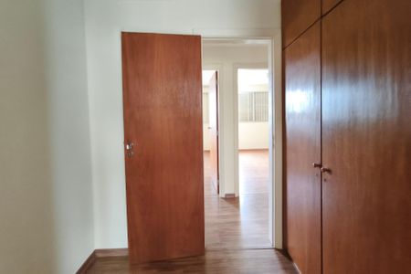 Apartamento para alugar com 130m², 3 quartos e 1 vaga Apartamento para alugar com 130m², 3 quartos e 1 vagaQuarto de Serviço