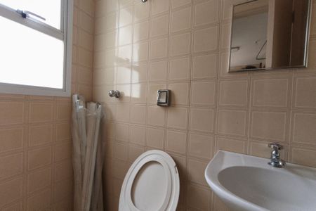 Apartamento para alugar com 130m², 3 quartos e 1 vaga Apartamento para alugar com 130m², 3 quartos e 1 vagaBanheiro de serviço