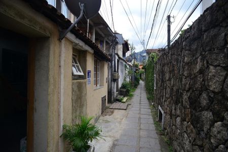 Casa para alugar com 60m², 1 quarto e sem vagaExterna