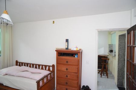 Quarto de casa à venda com 1 quarto, 60m² em Itanhangá, Rio de Janeiro