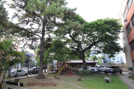 Apartamento à venda com 110m², 3 quartos e sem vagaÁrea comum - Playground