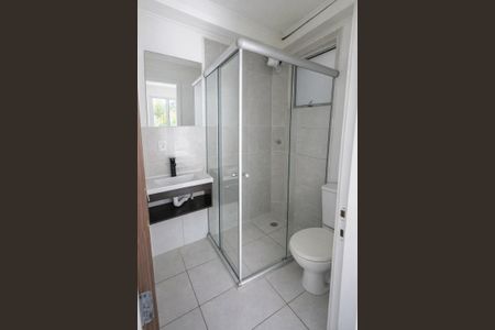 Banheiro de apartamento à venda com 2 quartos, 39m² em Campo Novo, Porto Alegre