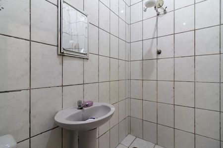 Banheiro de casa à venda com 2 quartos, 220m² em Cangaiba, São Paulo