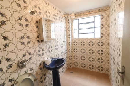 Casa à venda com 125m², 3 quartos e 2 vagasBanheiro 2