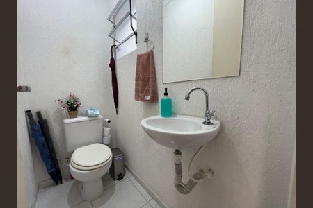 Casa de condomínio à venda com 170m², 3 quartos e 1 vaga Casa de condomínio à venda com 170m², 3 quartos e 1 vagaLavabo