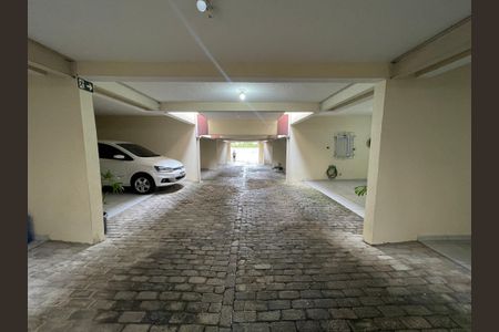 Casa de condomínio à venda com 170m², 3 quartos e 1 vaga Casa de condomínio à venda com 170m², 3 quartos e 1 vagaGaragem