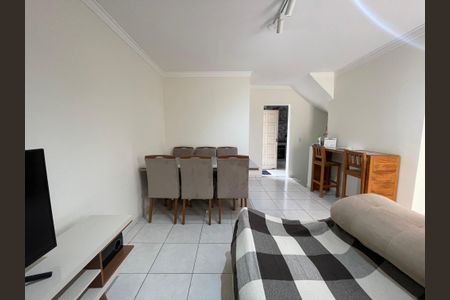 Casa de condomínio à venda com 170m², 3 quartos e 1 vaga Casa de condomínio à venda com 170m², 3 quartos e 1 vagaSala