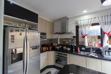 Casa à venda com 191m², 3 quartos e 2 vagasCozinha