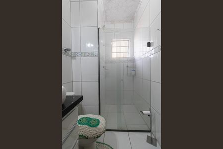 Casa à venda com 191m², 3 quartos e 2 vagasBanheiro