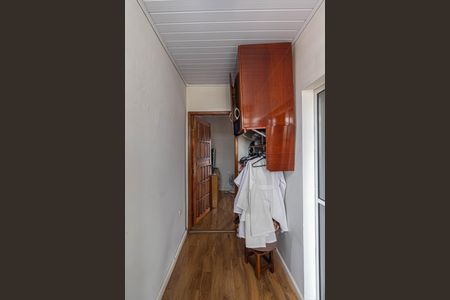 Casa à venda com 191m², 3 quartos e 2 vagasCorredor