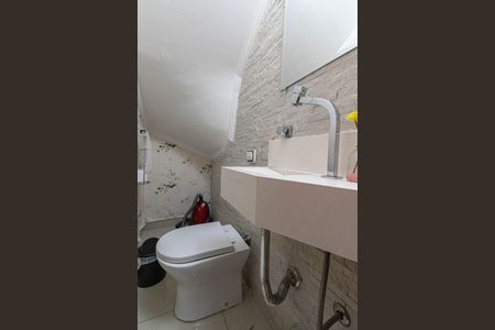 Casa à venda com 191m², 3 quartos e 2 vagasLavabo