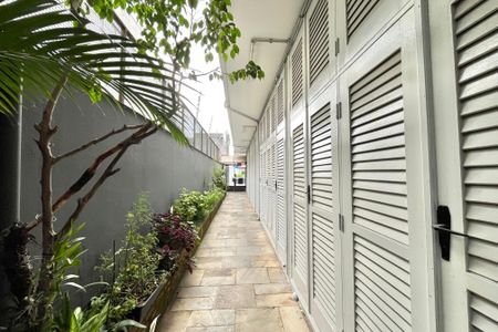 Apartamento à venda com 76m², 2 quartos e 1 vagaHall de entrada