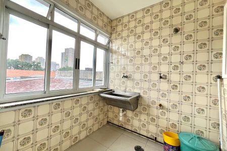 Apartamento à venda com 76m², 2 quartos e 1 vagaÁrea de Serviço