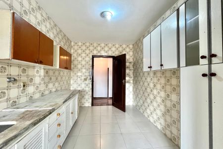 Apartamento à venda com 76m², 2 quartos e 1 vagaCozinha