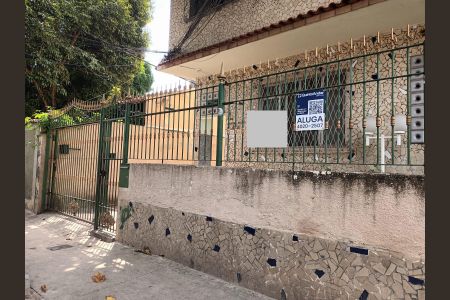 Apartamento para alugar com 64m², 2 quartos e sem vagaFachada