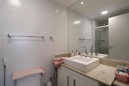 Apartamento para alugar com 70m², 1 quarto e 1 vagaBanheiro da suíte