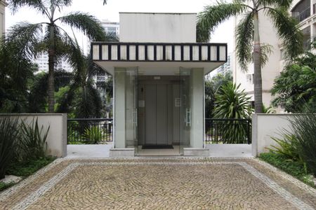 Apartamento para alugar com 70m², 1 quarto e 1 vagaÁrea comum 