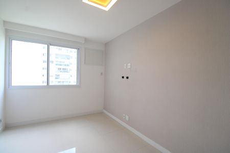 Apartamento para alugar com 70m², 1 quarto e 1 vagaSuíte 