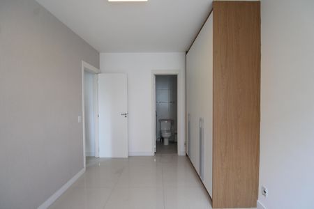 Apartamento para alugar com 70m², 1 quarto e 1 vagaSuíte 