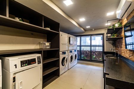 Apartamento à venda com 24m², 1 quarto e sem vagaÁrea comum - Lavanderia