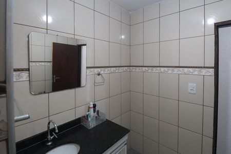 Banheiro 1  de casa para alugar com 3 quartos, 65m² em Parque Ramos Freitas, São Paulo