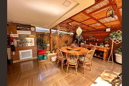 Apartamento à venda com 195m², 3 quartos e 2 vagasVaranda