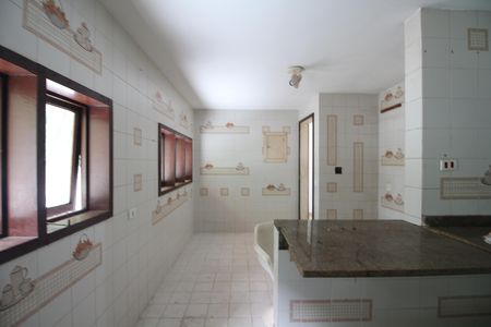 Casa à venda com 740m², 4 quartos e 2 vagasCozinha