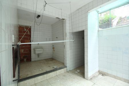 Casa à venda com 740m², 4 quartos e 2 vagasÁrea de Serviço