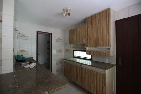Casa à venda com 740m², 4 quartos e 2 vagasCozinha