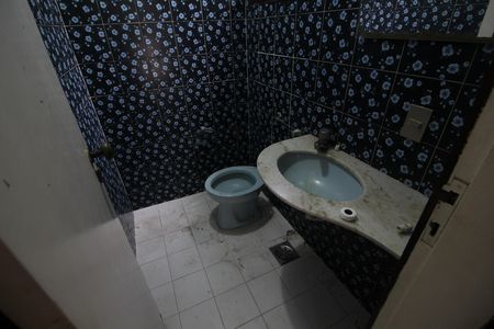 Casa à venda com 740m², 4 quartos e 2 vagasLavabo
