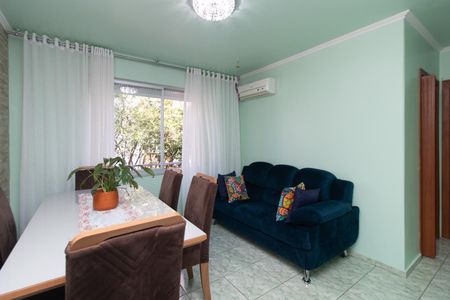 Sala de apartamento à venda com 2 quartos, 50m² em Cristal, Porto Alegre