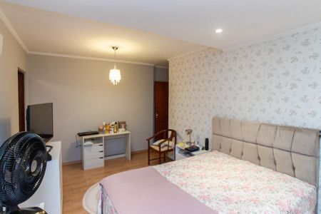 Casa à venda com 400m², 3 quartos e 5 vagasSuíte 2