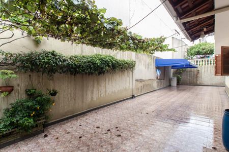 Casa à venda com 400m², 3 quartos e 5 vagasÁrea de Serviço