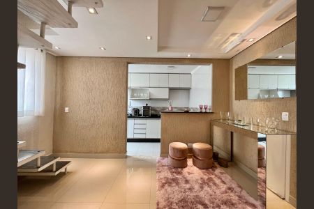 Apartamento à venda com 104m², 2 quartos e 2 vagasSala