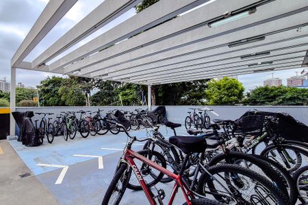 Apartamento à venda com 42m², 2 quartos e sem vagaÁrea comum