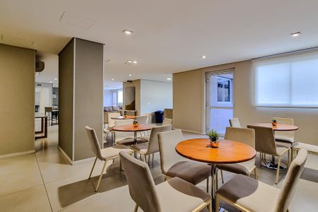 Apartamento à venda com 42m², 2 quartos e sem vagaÁrea comum - Salão de festas