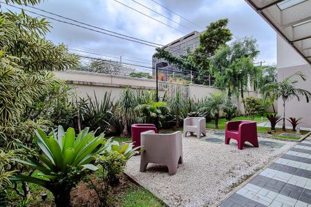 Apartamento à venda com 42m², 2 quartos e sem vagaÁrea comum