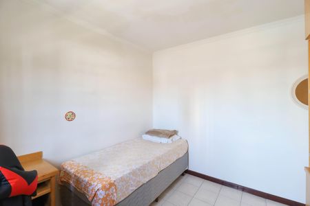Casa à venda com 180m², 4 quartos e 2 vagas